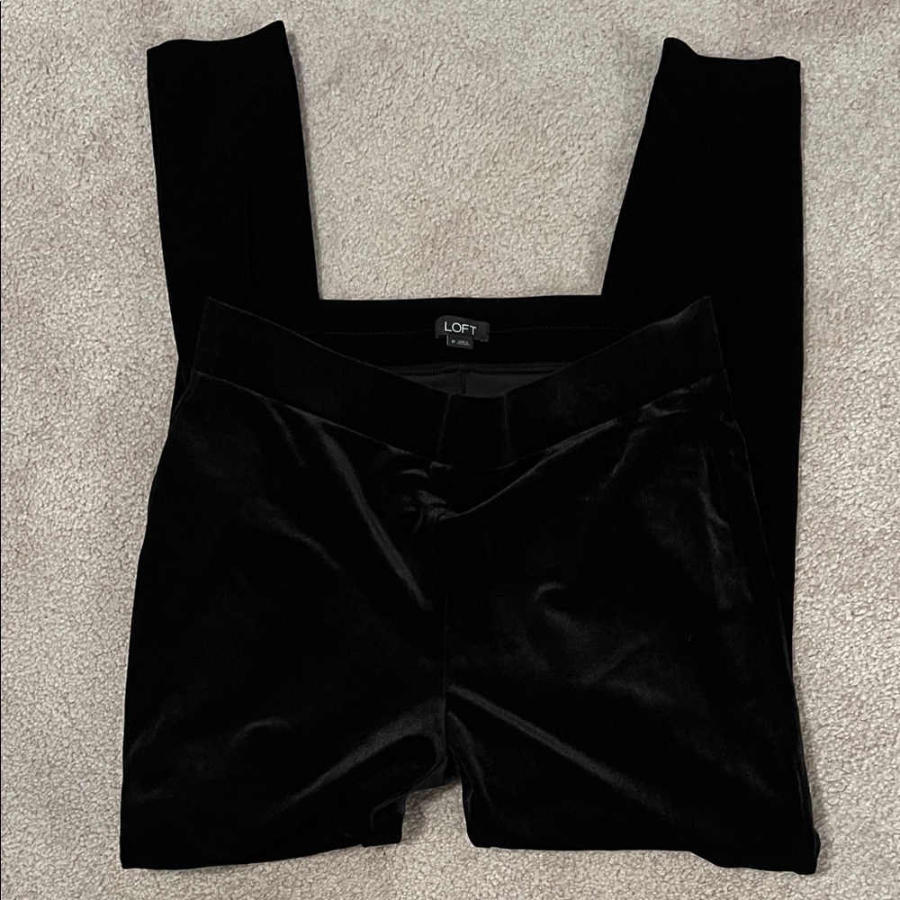LOFT Luxe Black Velvet Leggings, Med, New but no tags
